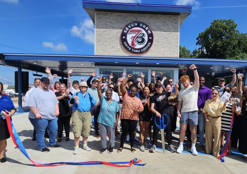 7 Brew Ribbon Cutting