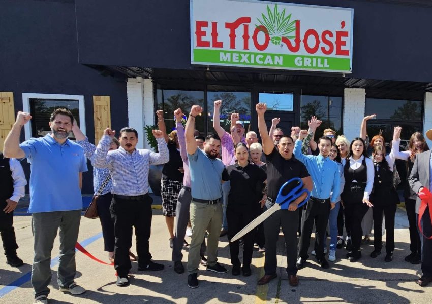 El Tio Jose Ribbon Cutting