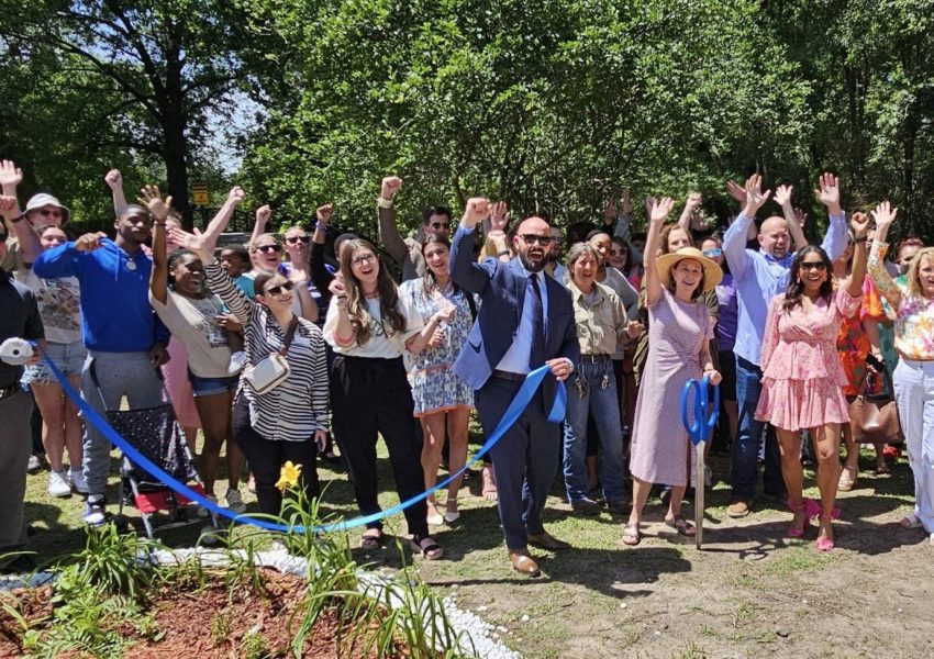 Monroe City - Zoo Butterfly Garden Ribbon Cutting